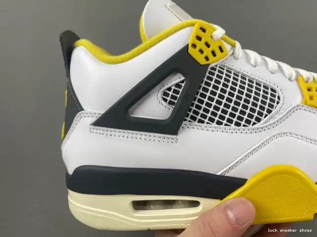 Reps LUCY Air WNNS 4 Jordan AQ9129-101 Vivid Sulfur 0603